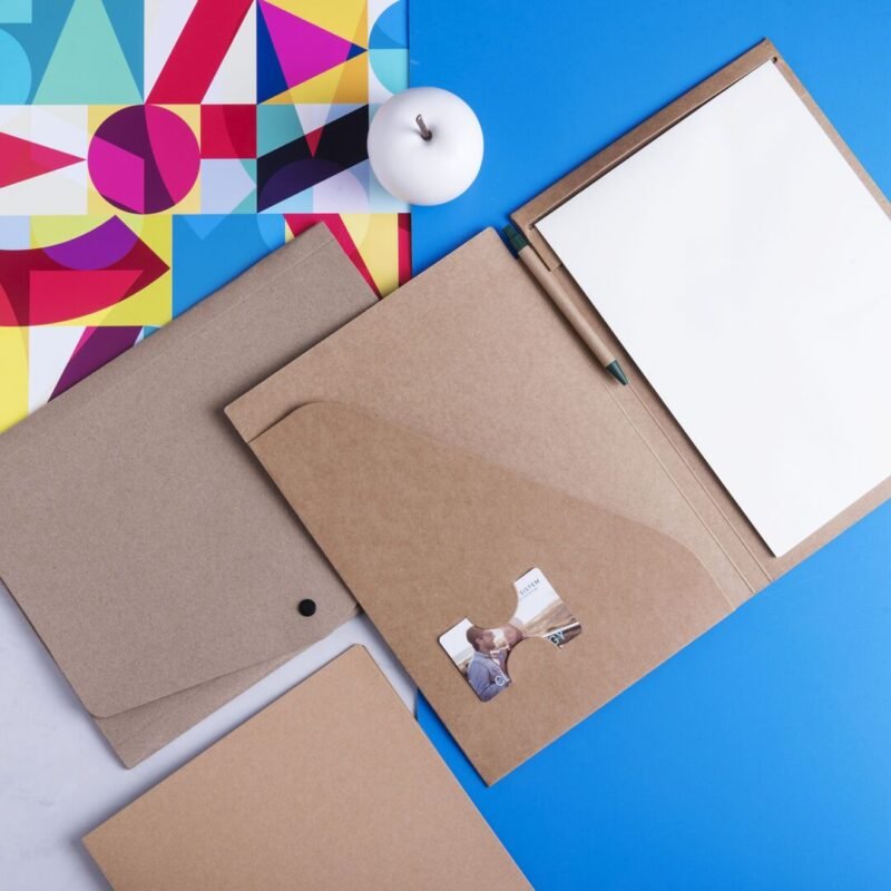PR2826BI26081_15628_Bloguer_SZ2-1.jpg Carpeta Bloguer