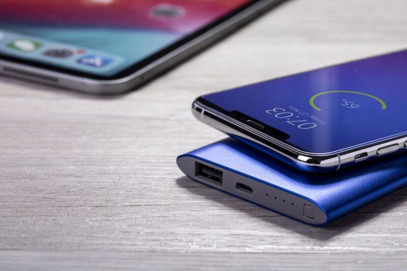 Power Bank Tikur